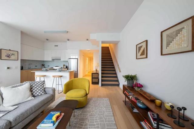 Building Photo - 2 bedroom in Queens NY 11102