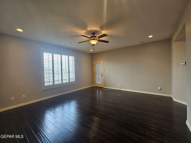 Building Photo - 6713 Capitan Ridge