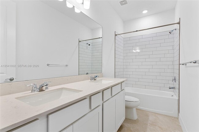 Building Photo - 8344 NW 7th Ct