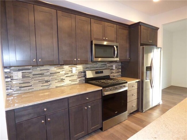 Building Photo - 307 Thurgood Dr