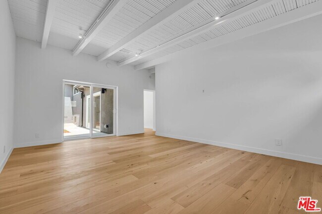 Building Photo - 2216 Ashland Ave