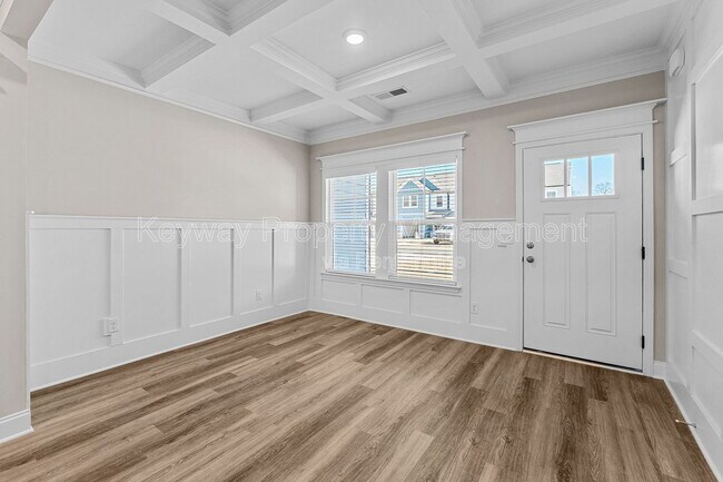 Building Photo - 2103 Denmark Ave SE