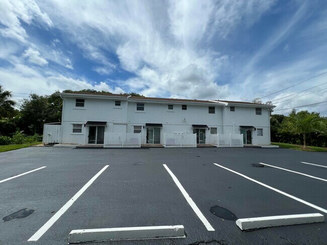 Building Photo - 2829 SW Cornell Ave