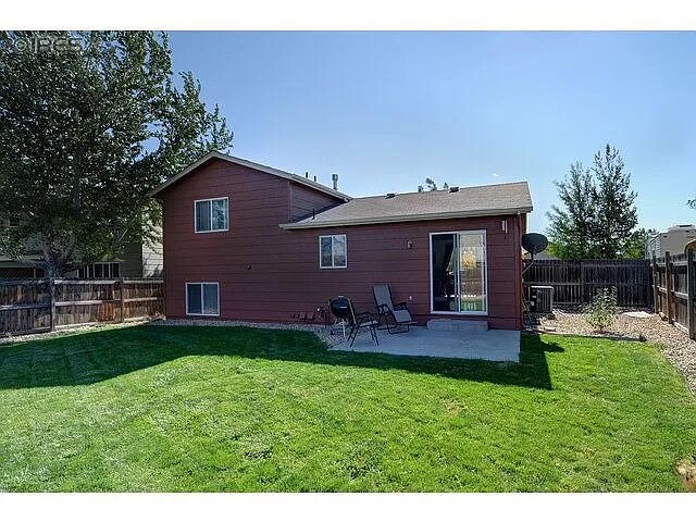 Building Photo - 557 Sherri Dr