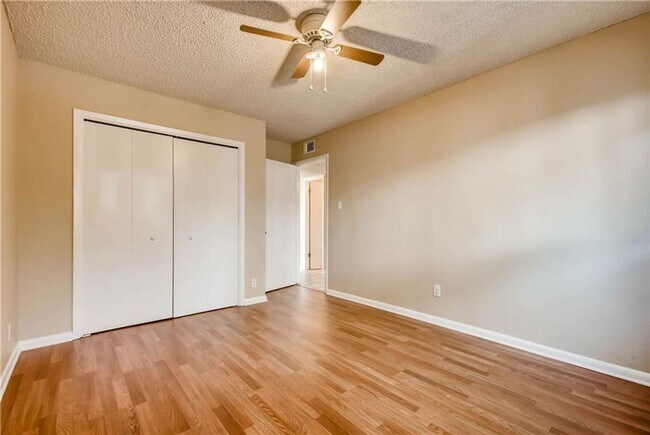 Building Photo - Central Austin Private Lifestyle!