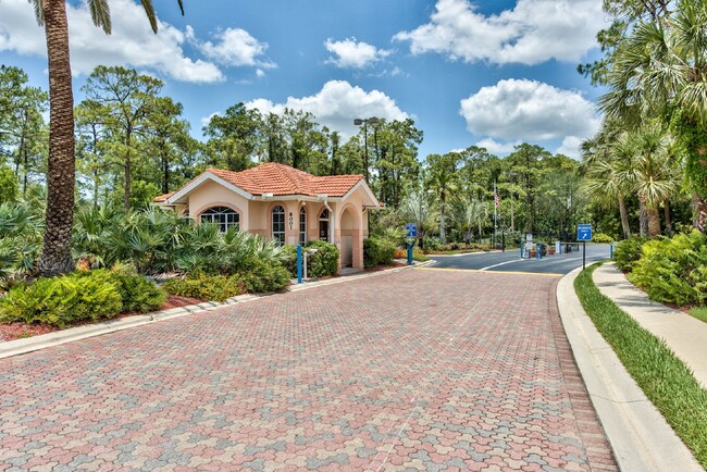 Building Photo - Sapphire lakes - 2 bedroom fully furnished condo