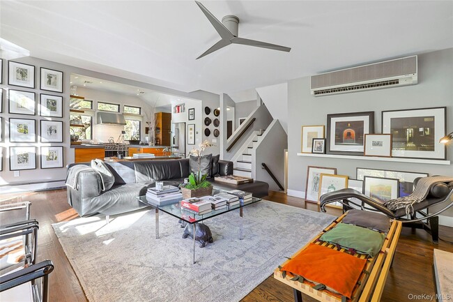 Building Photo - 188 Ferdon Ave