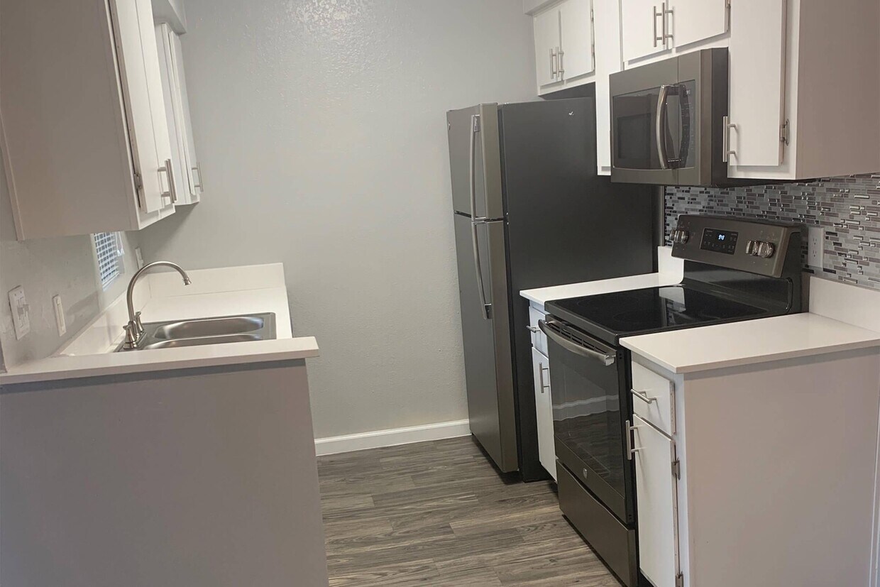 Saddle Ridge Apartments Oro Valley