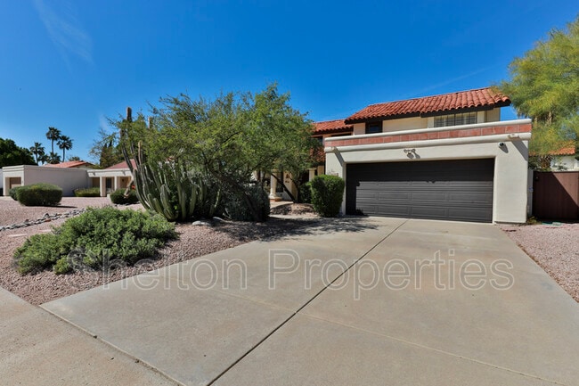 Building Photo - 2708 E Leonora St
