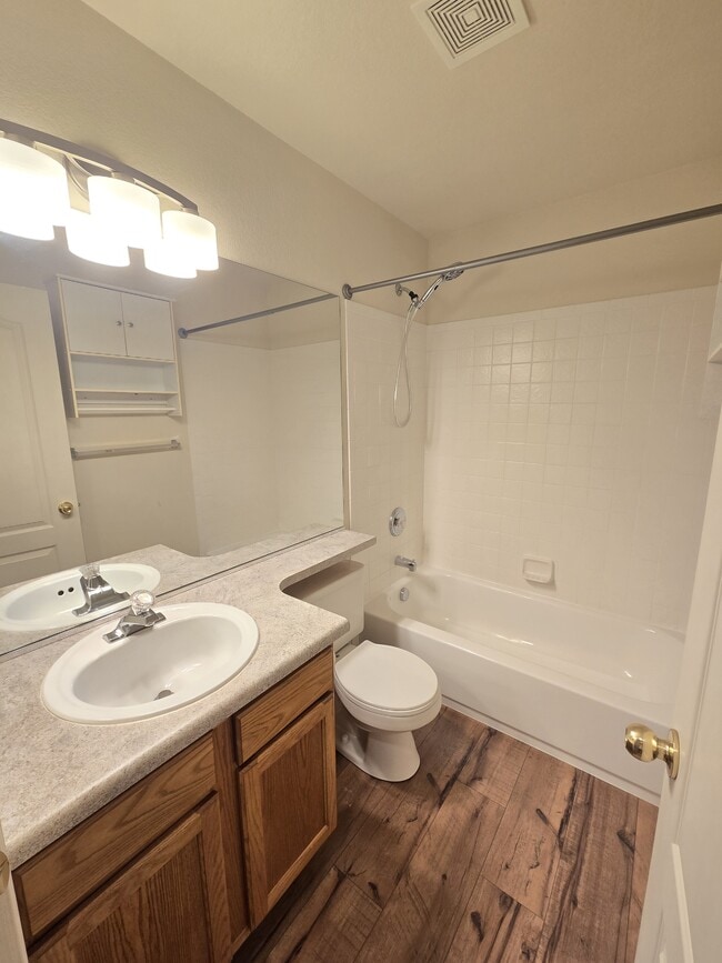 Building Photo - 7126 Sand Crest View