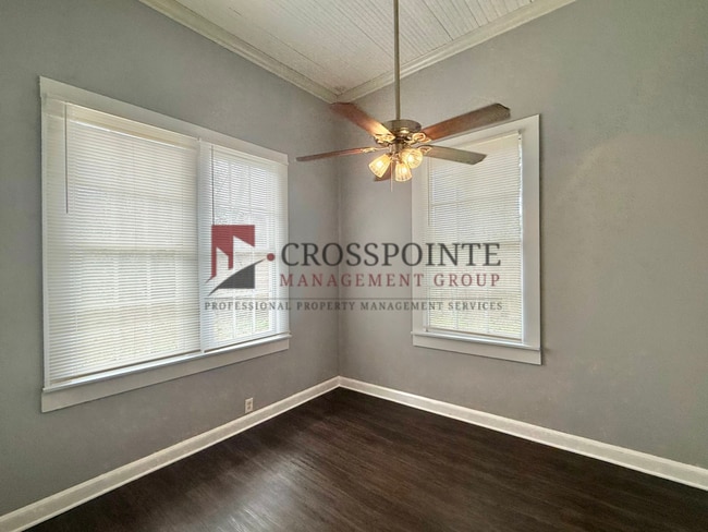 Building Photo - Dobbs 618, 620, 622