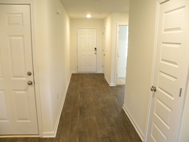 Building Photo - ***Price Reduction*** Beautiful Home in Foley