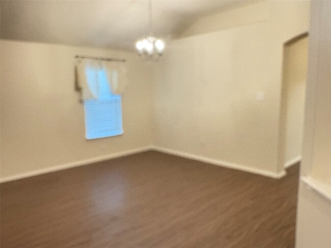 Building Photo - 9614 Ashwood Valley Dr