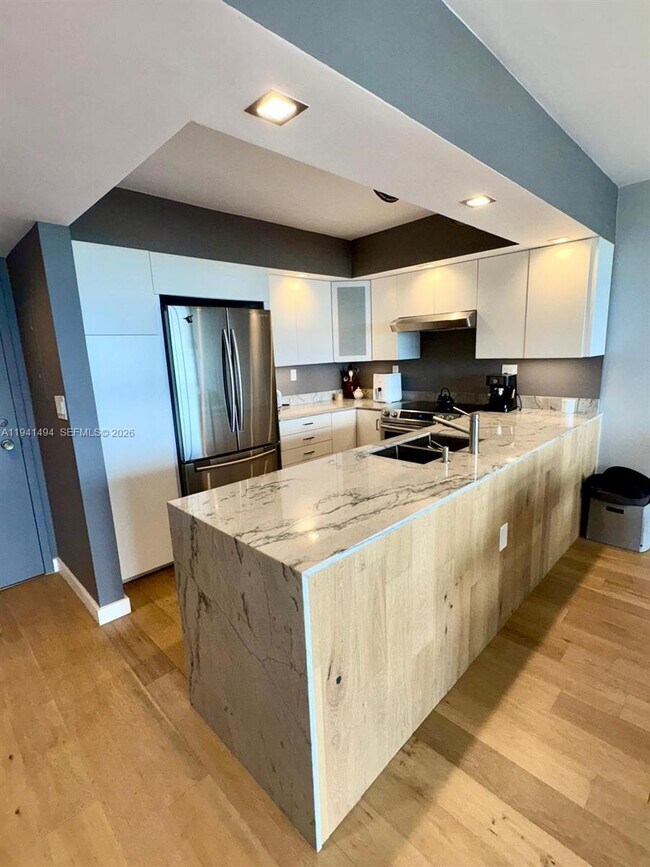 Building Photo - 2150 Sans Souci Blvd