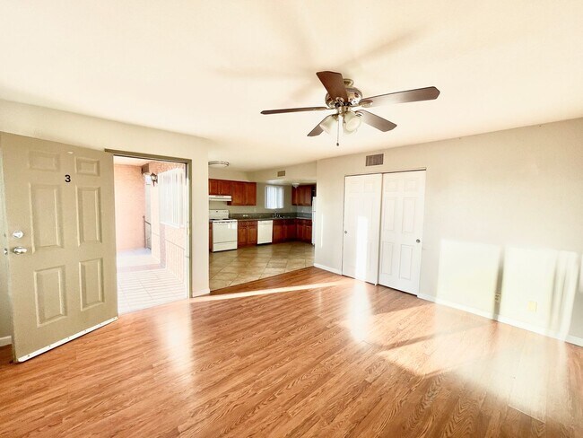Building Photo - 2149 Exeter Dr