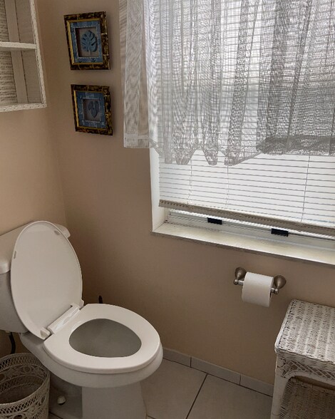 Building Photo - 3248 SE Aster Ln