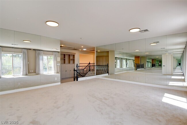 Building Photo - 7686 Gossamer Wind St