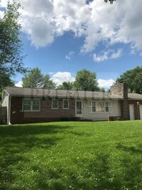 Building Photo - 2612 Baker Rd