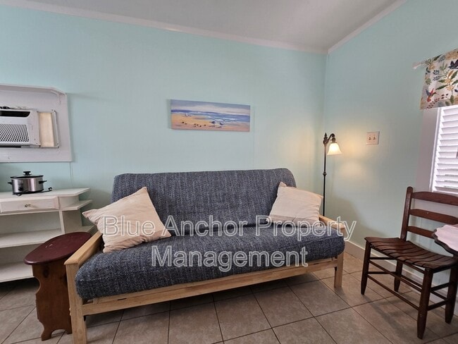 Building Photo - 337 Dogwood Ln