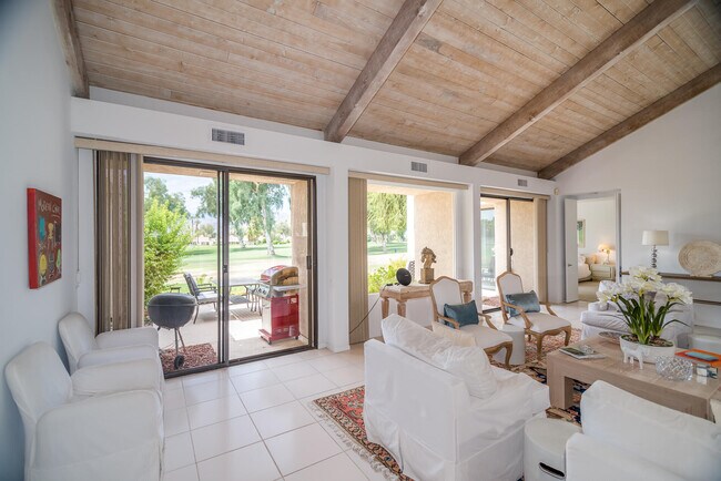 Building Photo - 645 Hospitality Dr