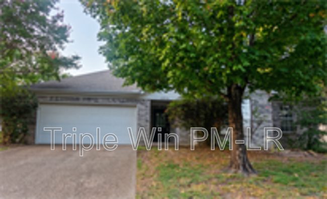 Building Photo - 12512 Woodbury Dr