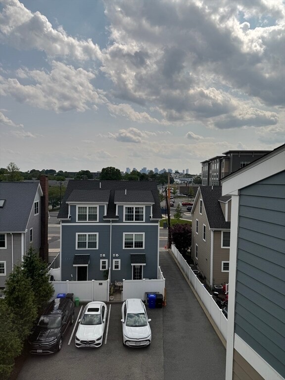 Building Photo - 49 Leyden St