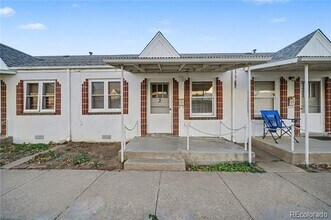 Building Photo - 620 Strong St