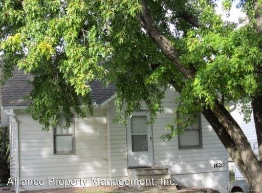 Primary Photo - 1620 Fairview Ave