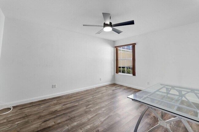 Building Photo - 8270 Eleuthera Ln