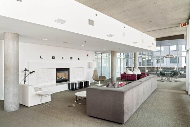 Building Photo - 845 Spring St NW