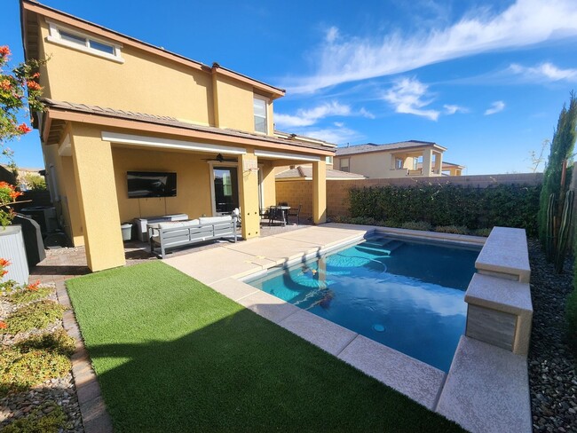 Building Photo - Upgraded 3 Bedroom with a Pool in a Gated ...