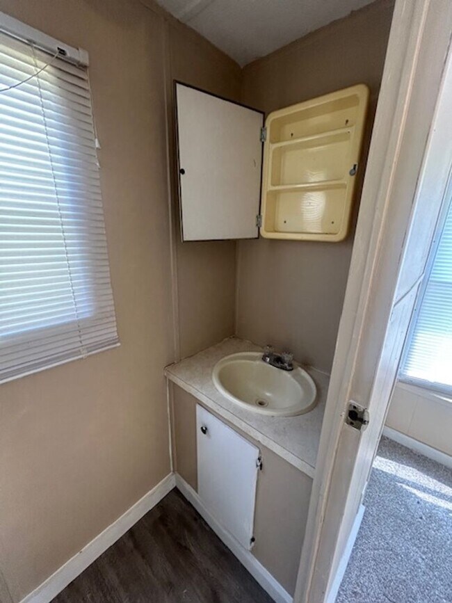 Building Photo - 3-bedroom, 2-bath mobile home