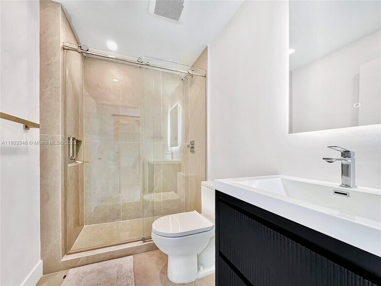 Building Photo - 6301 Collins Ave