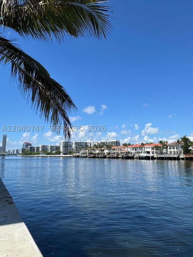 Building Photo - 2200 S Ocean Dr