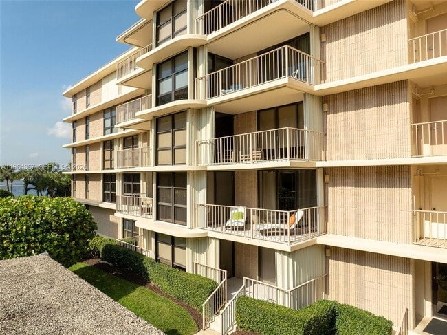 Building Photo - 3200 S Ocean Blvd