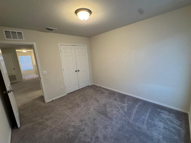 Building Photo - 1033 Binney Dr