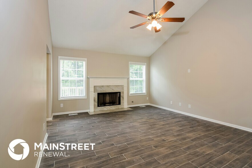 Building Photo - 4880 Wynford Ln