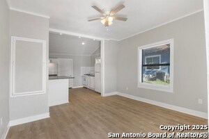 Building Photo - 2209 N Flores St