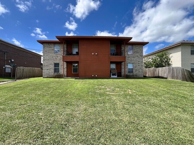 Building Photo - SECTION 8/HUD ACCEPTED - COMING SOON!