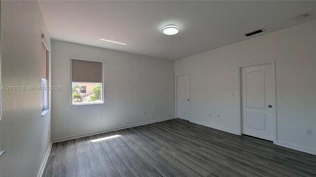 Building Photo - 2151 NE 37th Terrace