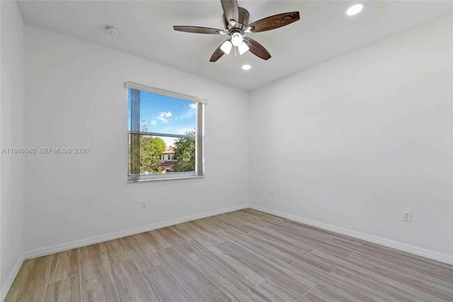 Building Photo - 14049 SW 51st Ln