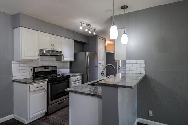 Building Photo - 2301 Tern Cir