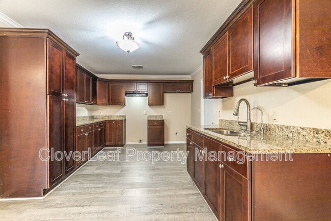 Building Photo - 3613 Candle Ridge Dr