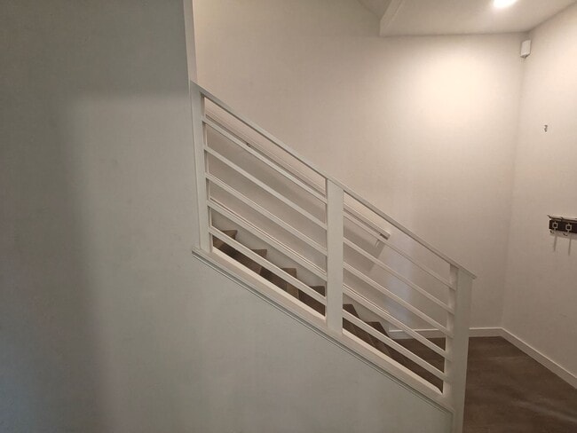 Building Photo - Coming Soon ? Bright, Modern Living in Sunnyvale