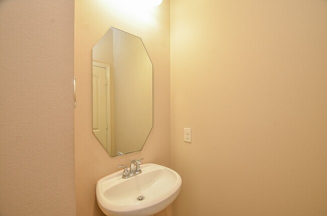 Building Photo - 26111 Salt Creek Ln