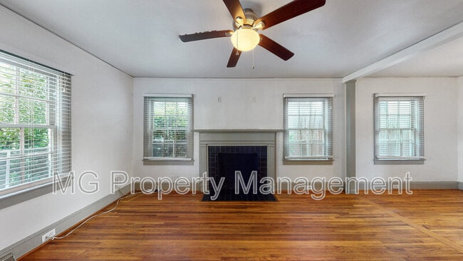 Building Photo - 1608 Onslow Dr