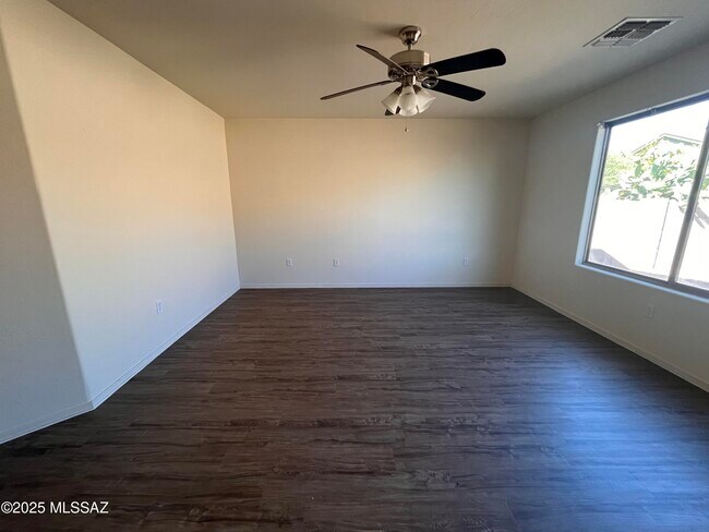Building Photo - 7201 S Monks Tale Dr