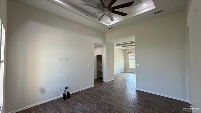 Building Photo - 19 Santa Isabel St