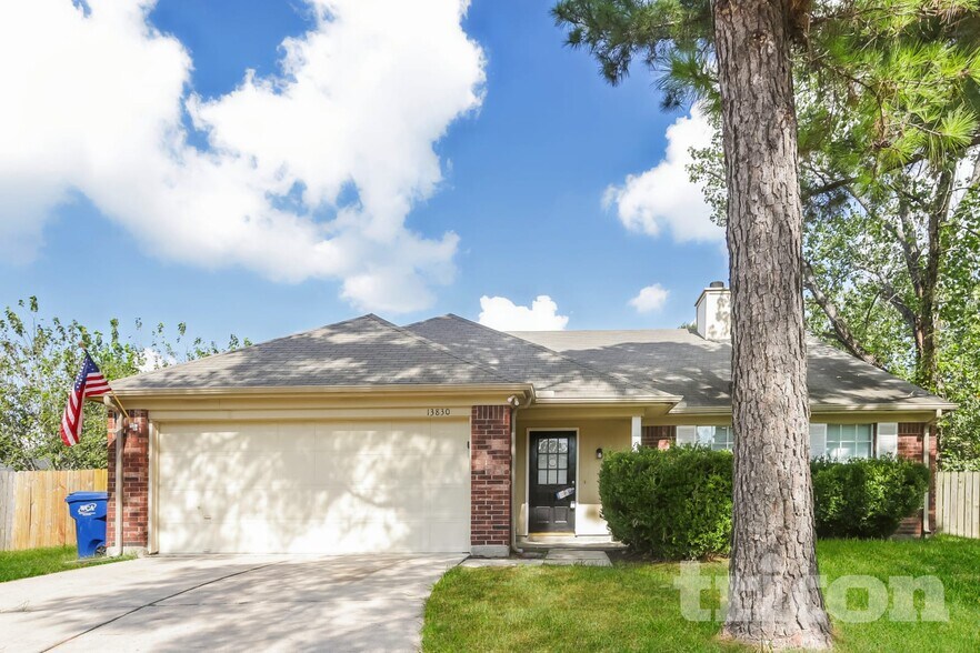 Building Photo - 13830 Keyworth Dr