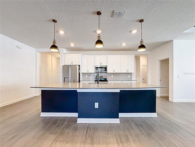 Building Photo - 5803 Stephens Rd